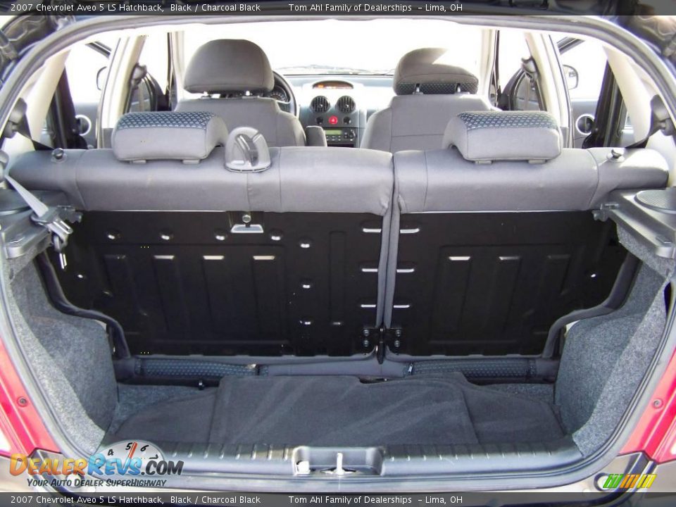 2007 Chevrolet Aveo 5 LS Hatchback Black / Charcoal Black Photo #11