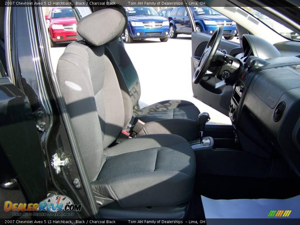 2007 Chevrolet Aveo 5 LS Hatchback Black / Charcoal Black Photo #13