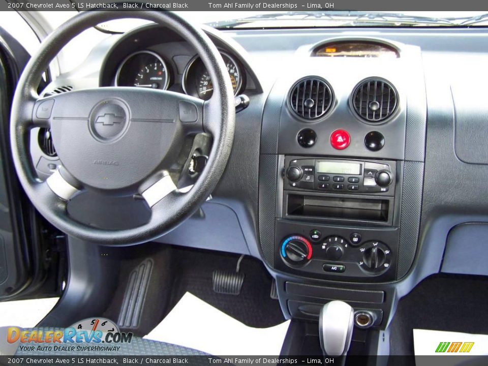 2007 Chevrolet Aveo 5 LS Hatchback Black / Charcoal Black Photo #14