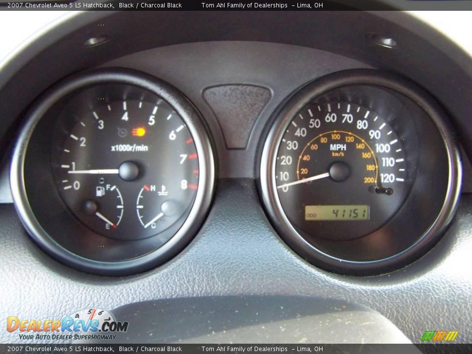 2007 Chevrolet Aveo 5 LS Hatchback Black / Charcoal Black Photo #16