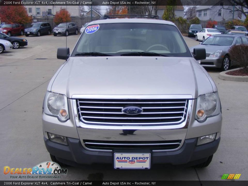 2006 Ford Explorer XLT 4x4 Cashmere Tri-Coat / Camel Photo #3