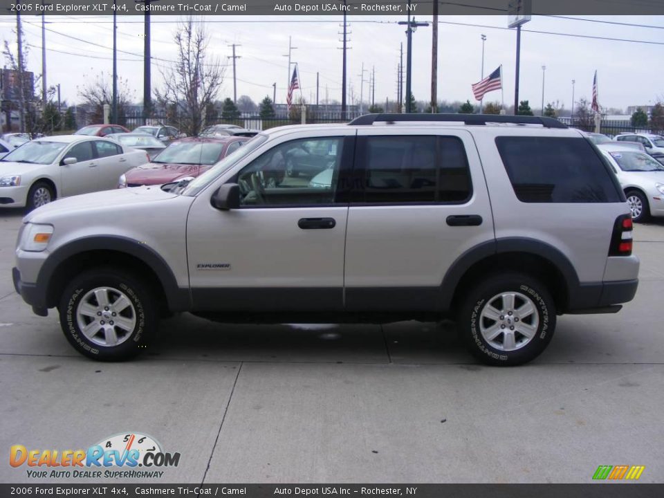 2006 Ford Explorer XLT 4x4 Cashmere Tri-Coat / Camel Photo #5