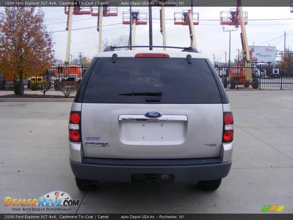 2006 Ford Explorer XLT 4x4 Cashmere Tri-Coat / Camel Photo #6