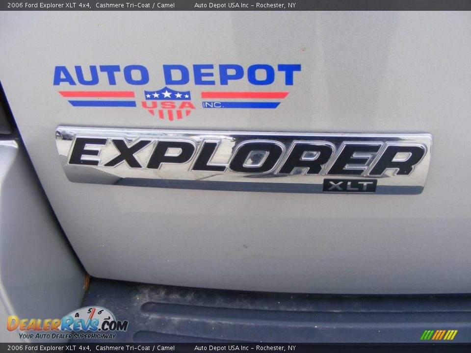 2006 Ford Explorer XLT 4x4 Cashmere Tri-Coat / Camel Photo #7