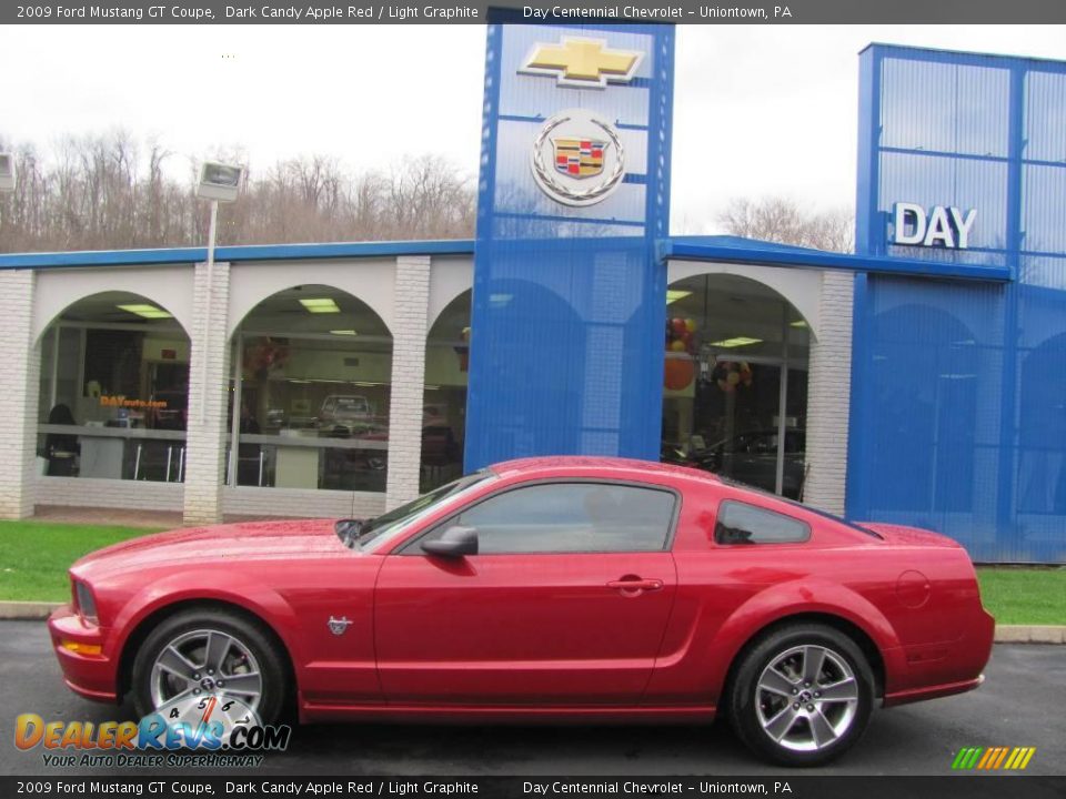 2009 Ford Mustang GT Coupe Dark Candy Apple Red / Light Graphite Photo #2