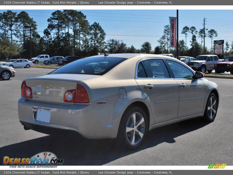 2009 Chevrolet Malibu LT Sedan Gold Mist Metallic / Ebony Photo #5