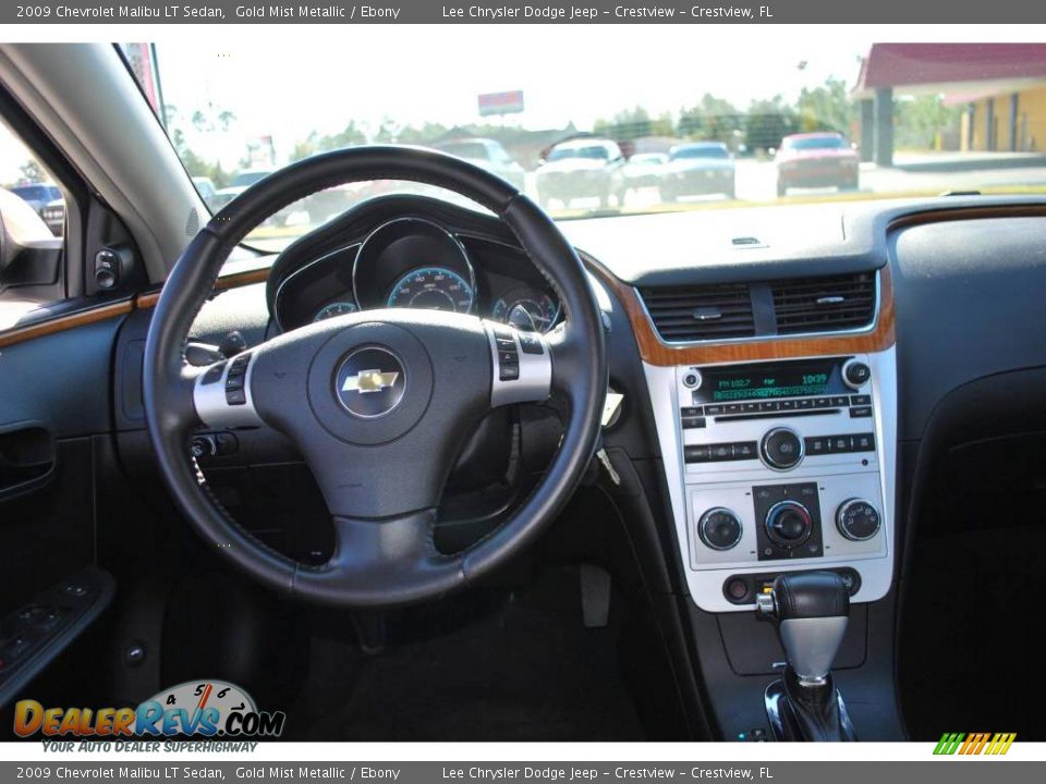2009 Chevrolet Malibu LT Sedan Gold Mist Metallic / Ebony Photo #17