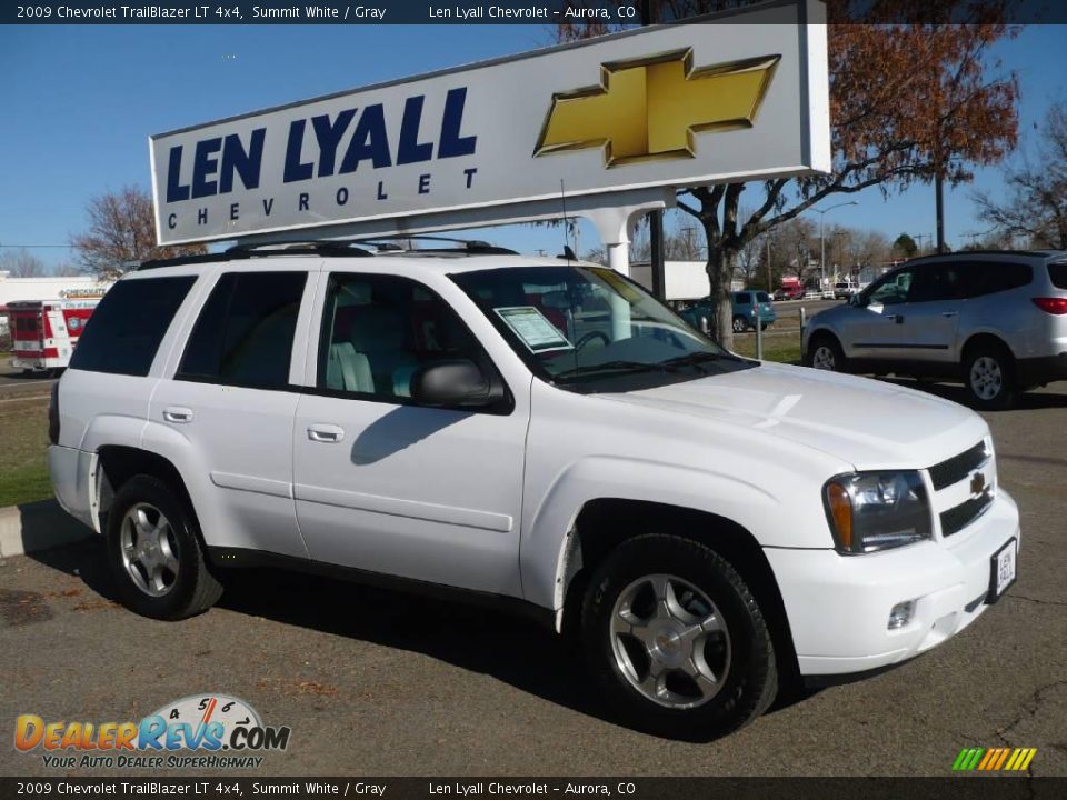 2009 Chevrolet TrailBlazer LT 4x4 Summit White / Gray Photo #1
