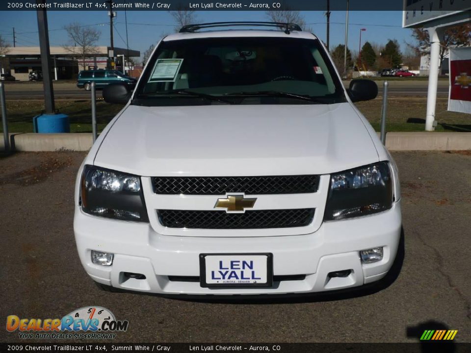 2009 Chevrolet TrailBlazer LT 4x4 Summit White / Gray Photo #2
