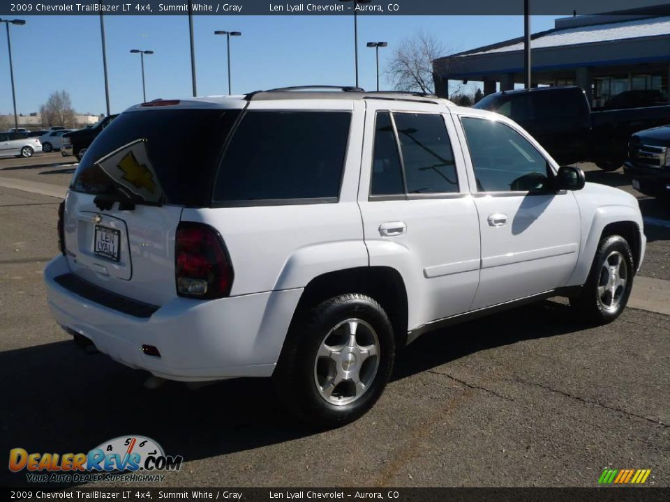 2009 Chevrolet TrailBlazer LT 4x4 Summit White / Gray Photo #6