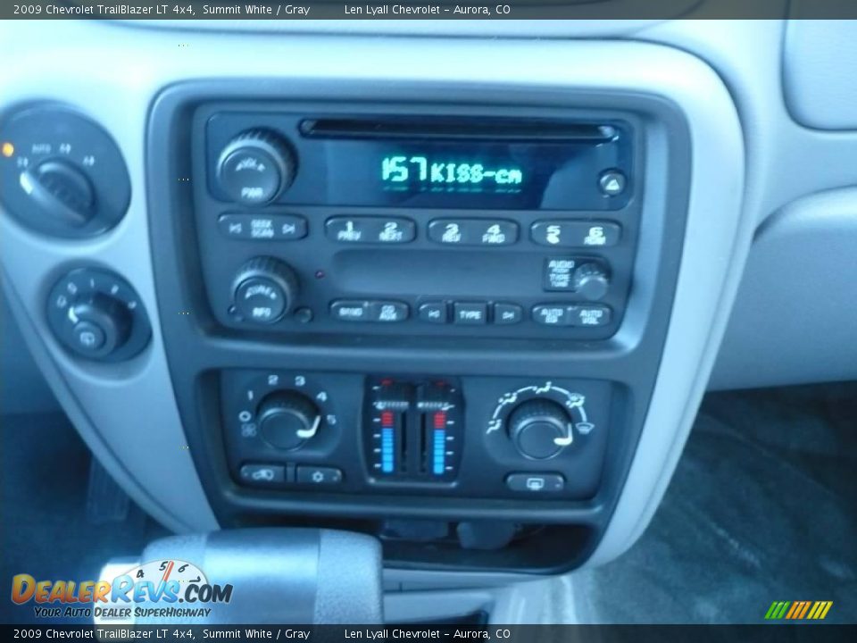 2009 Chevrolet TrailBlazer LT 4x4 Summit White / Gray Photo #18