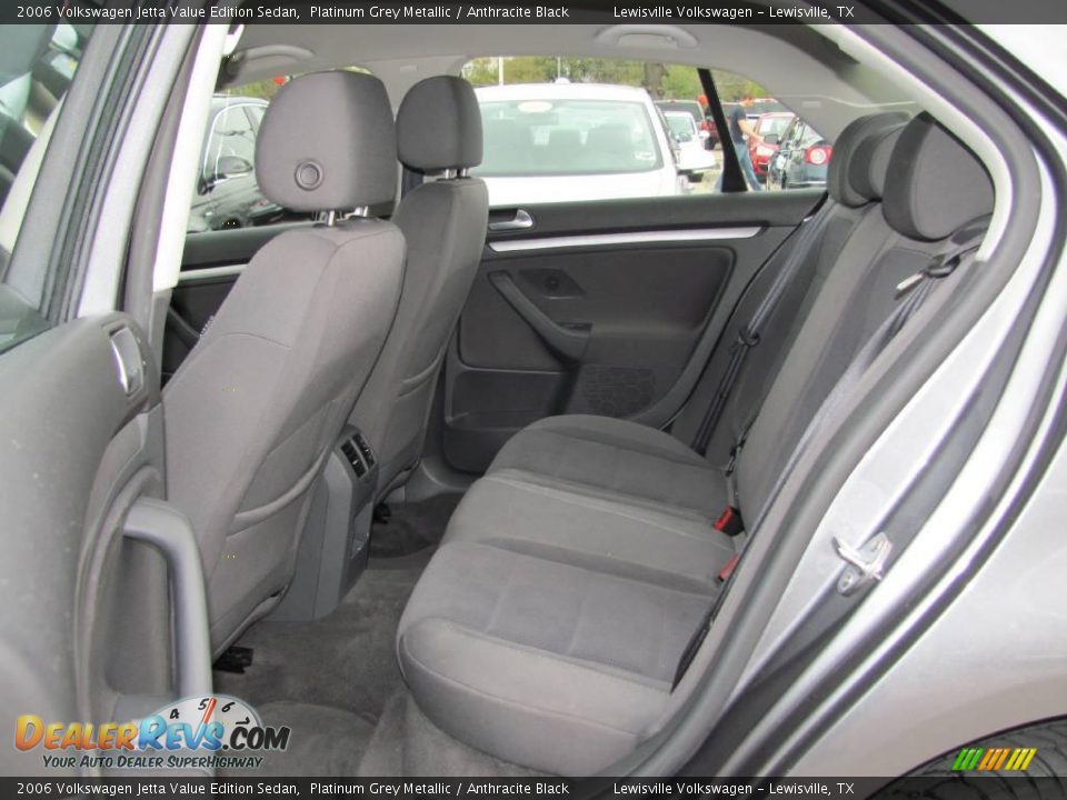2006 Volkswagen Jetta Value Edition Sedan Platinum Grey Metallic / Anthracite Black Photo #12