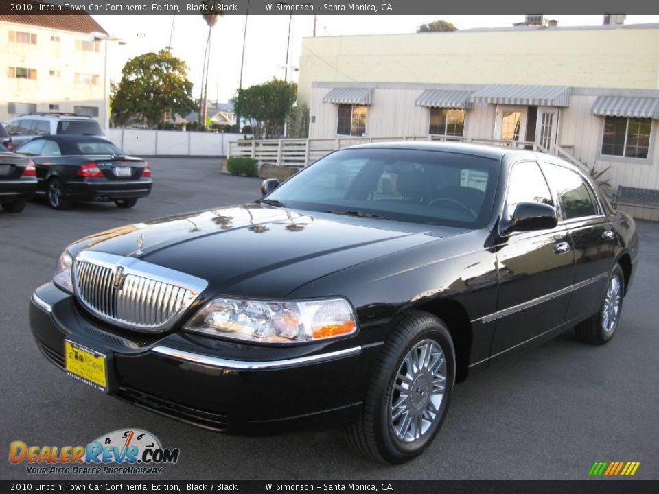 2010 Lincoln Town Car Continental Edition Black / Black Photo #7