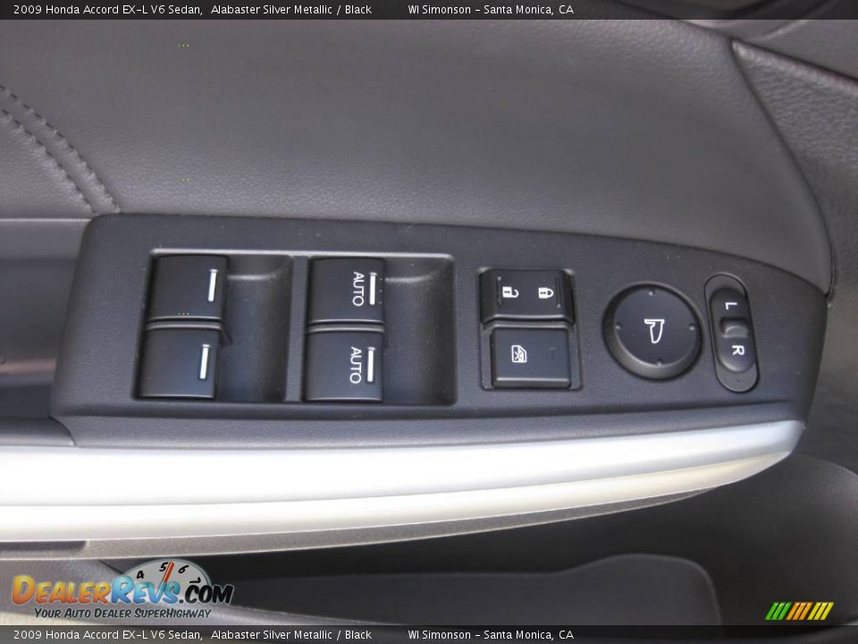 2009 Honda Accord EX-L V6 Sedan Alabaster Silver Metallic / Black Photo #10