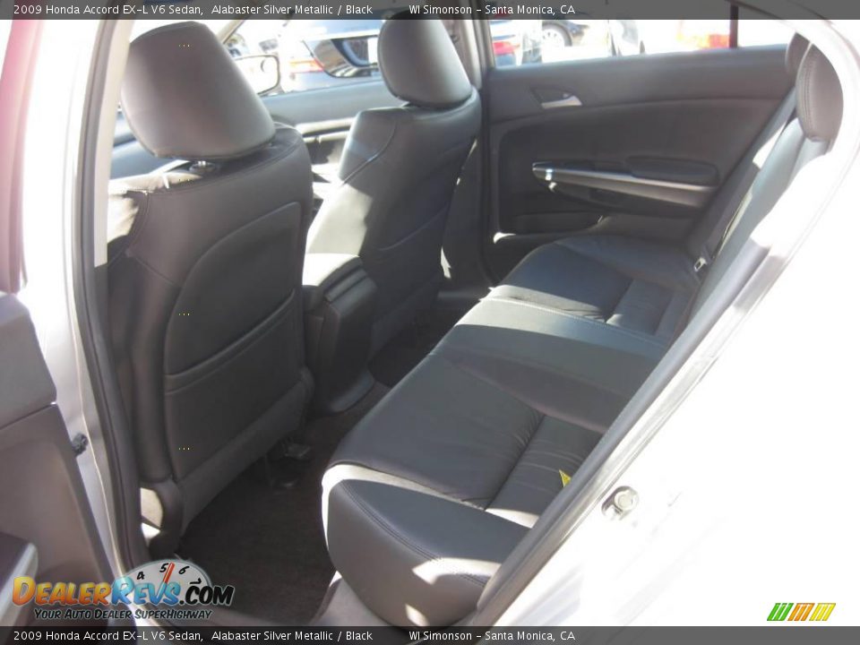 2009 Honda Accord EX-L V6 Sedan Alabaster Silver Metallic / Black Photo #31