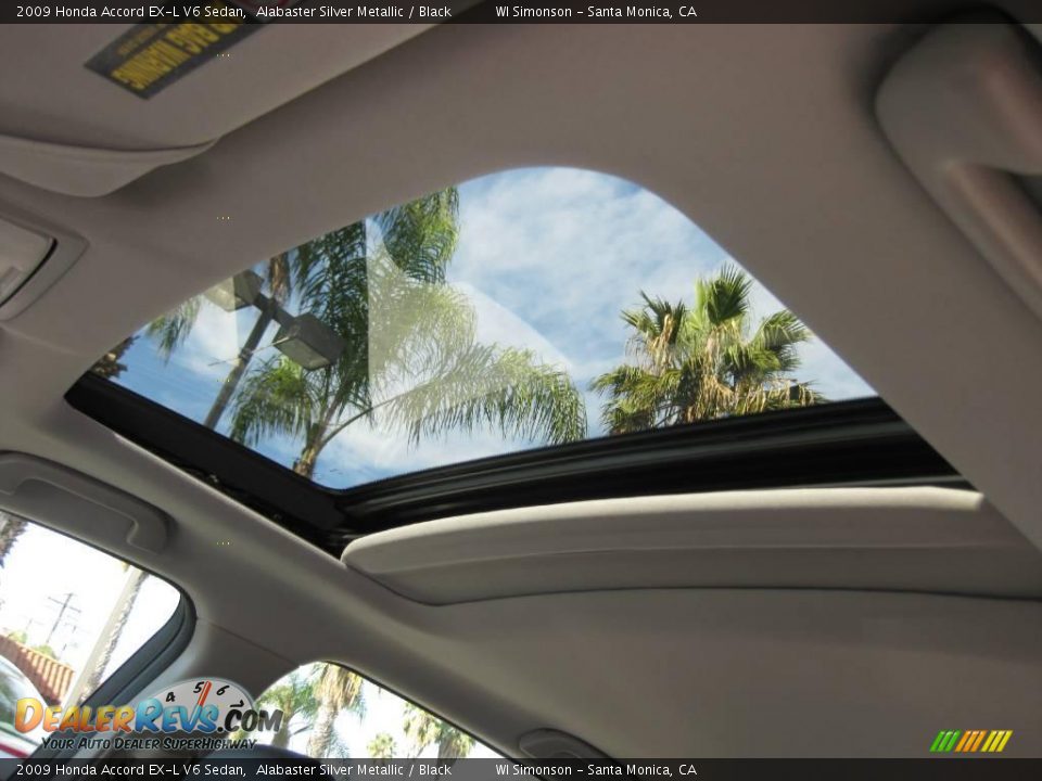 2009 Honda Accord EX-L V6 Sedan Alabaster Silver Metallic / Black Photo #32