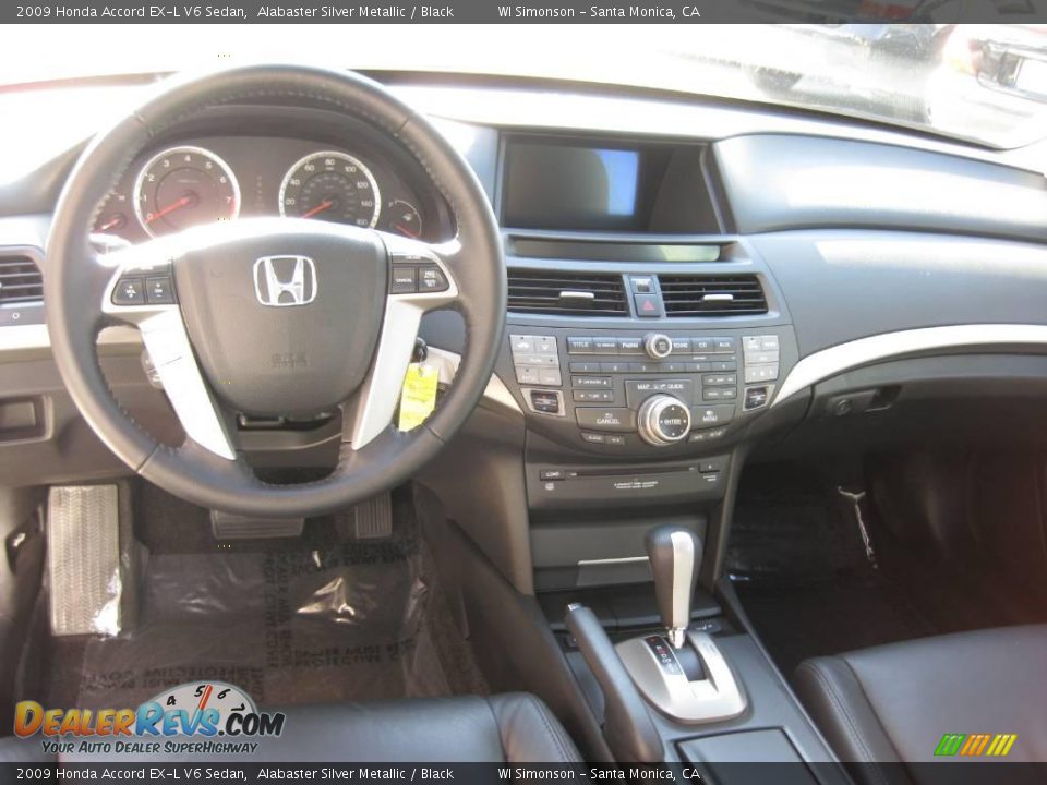 2009 Honda Accord EX-L V6 Sedan Alabaster Silver Metallic / Black Photo #33