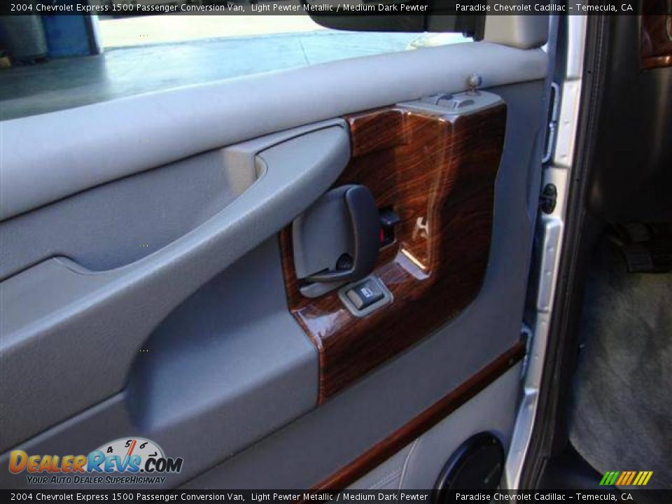 2004 Chevrolet Express 1500 Passenger Conversion Van Light Pewter Metallic / Medium Dark Pewter Photo #11
