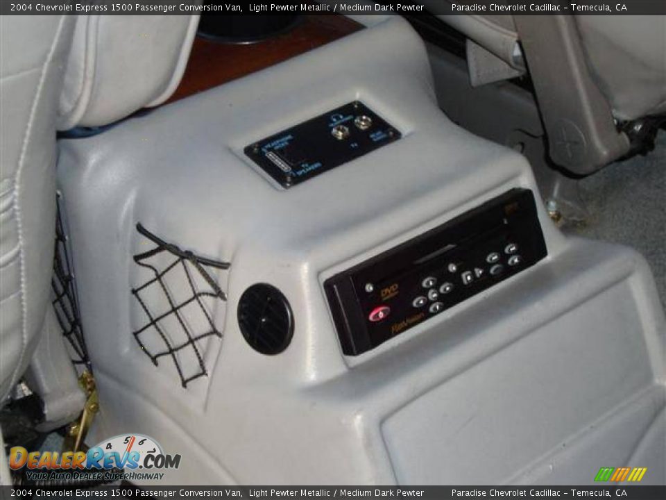 2004 Chevrolet Express 1500 Passenger Conversion Van Light Pewter Metallic / Medium Dark Pewter Photo #17