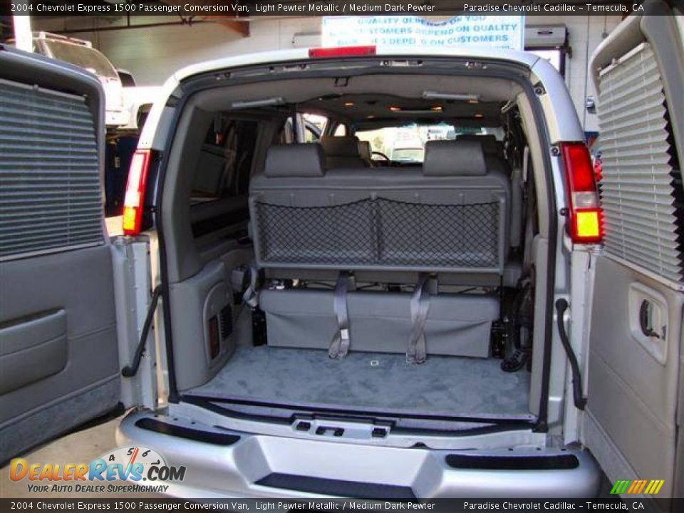 2004 Chevrolet Express 1500 Passenger Conversion Van Light Pewter Metallic / Medium Dark Pewter Photo #18