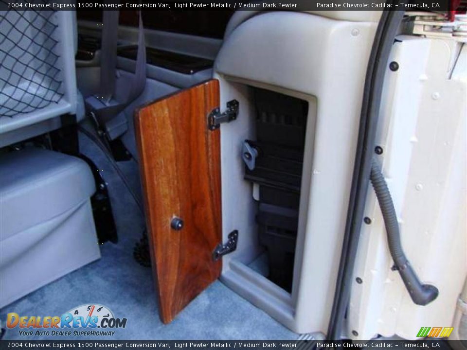 2004 Chevrolet Express 1500 Passenger Conversion Van Light Pewter Metallic / Medium Dark Pewter Photo #22