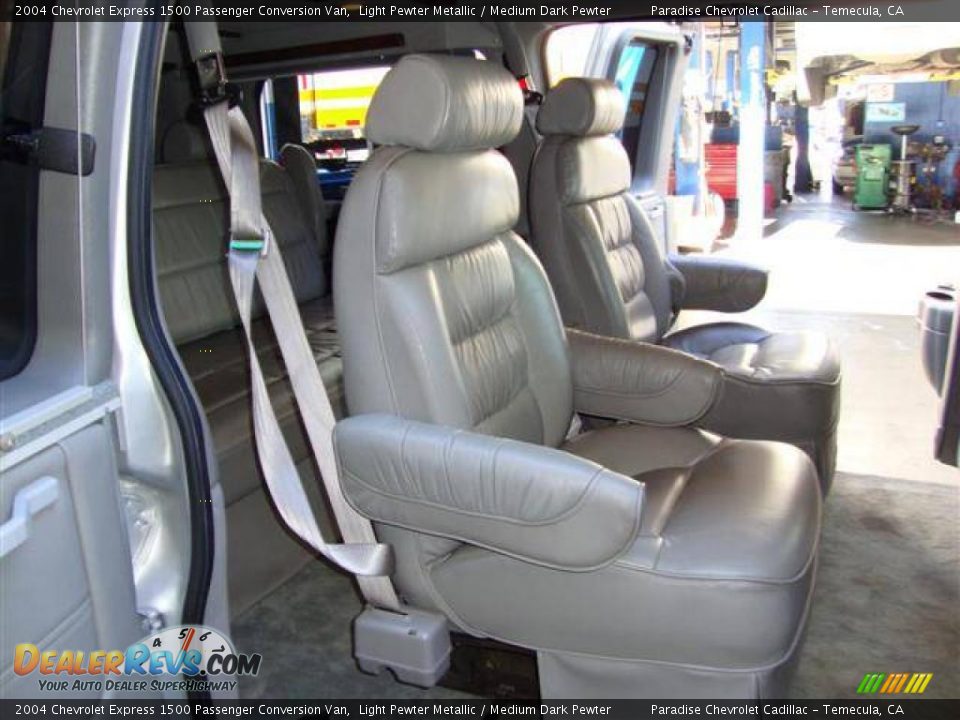 2004 Chevrolet Express 1500 Passenger Conversion Van Light Pewter Metallic / Medium Dark Pewter Photo #24