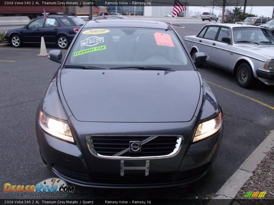 2009 Volvo S40 2.4i Titanium Grey Metallic / Quartz Photo #8