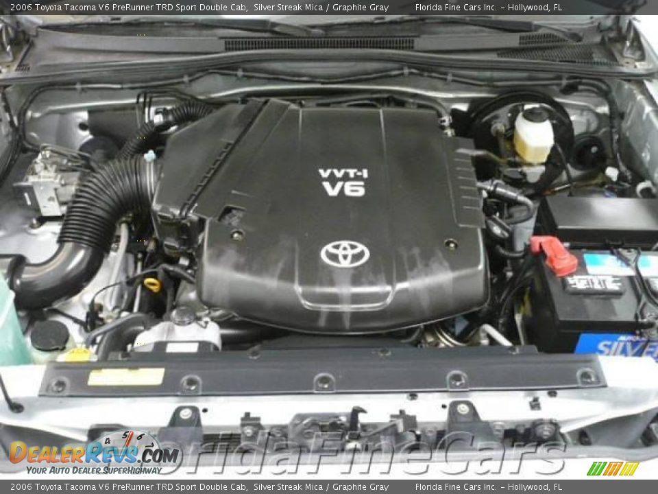 2006 Toyota Tacoma V6 PreRunner TRD Sport Double Cab Silver Streak Mica / Graphite Gray Photo #8