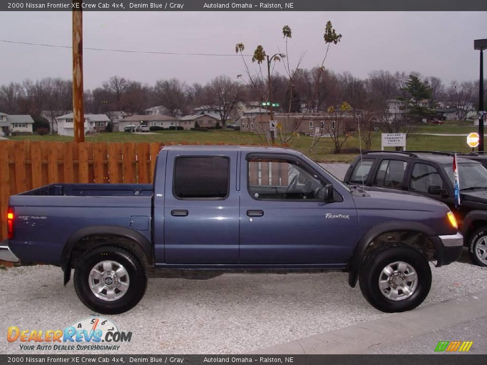 2000 Nissan Frontier XE Crew Cab 4x4 Denim Blue / Gray Photo #1