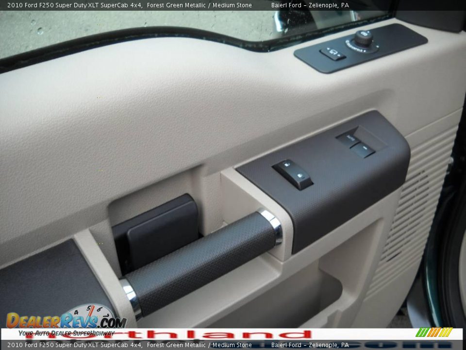 2010 Ford F250 Super Duty XLT SuperCab 4x4 Forest Green Metallic / Medium Stone Photo #16