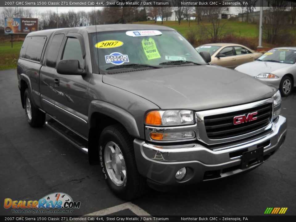2007 GMC Sierra 1500 Classic Z71 Extended Cab 4x4 Steel Gray Metallic / Dark Titanium Photo #16