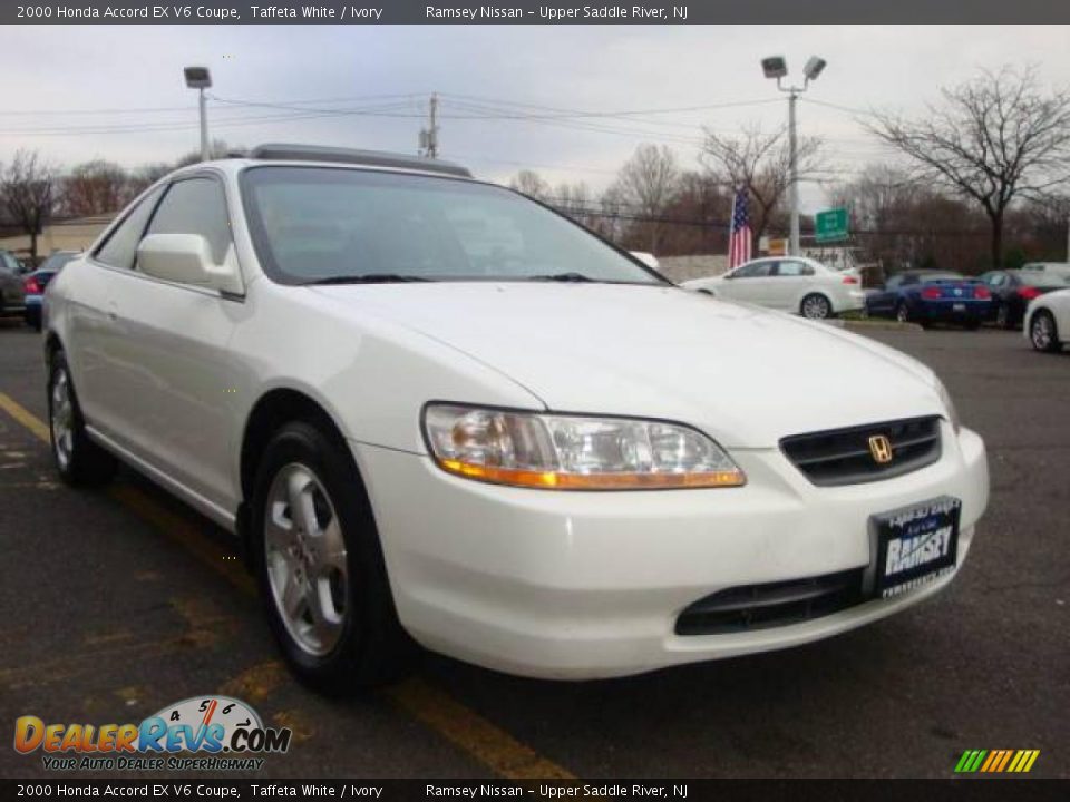 2000 Honda Accord EX V6 Coupe Taffeta White / Ivory Photo #15