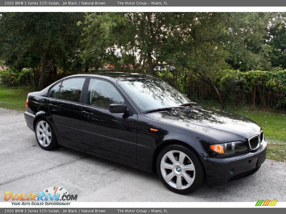 2003 BMW 3 Series 325i Sedan Jet Black / Natural Brown Photo #16