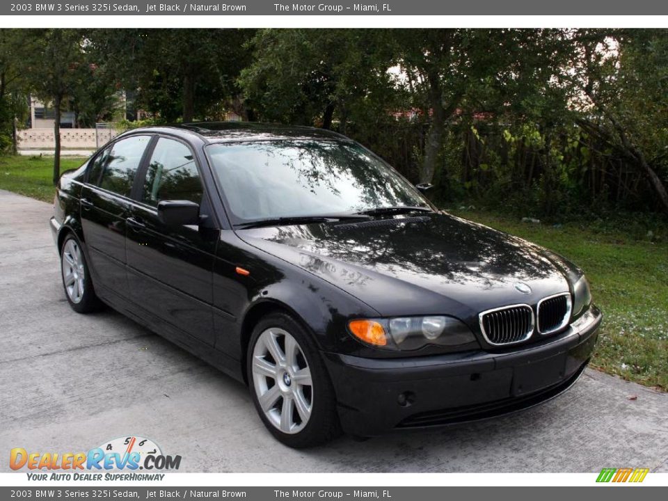 2003 BMW 3 Series 325i Sedan Jet Black / Natural Brown Photo #17