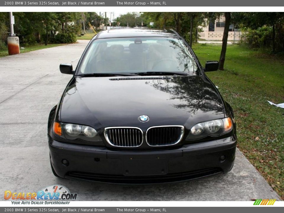 2003 BMW 3 Series 325i Sedan Jet Black / Natural Brown Photo #19