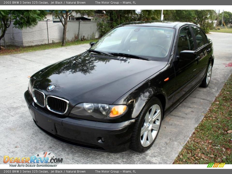 2003 BMW 3 Series 325i Sedan Jet Black / Natural Brown Photo #22