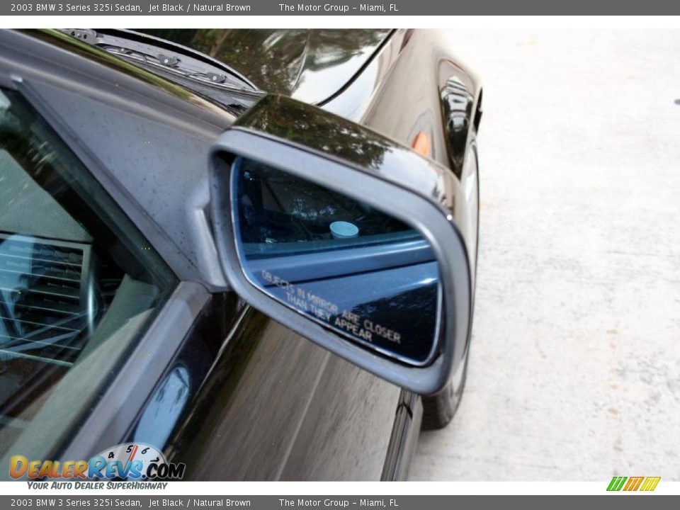 2003 BMW 3 Series 325i Sedan Jet Black / Natural Brown Photo #26