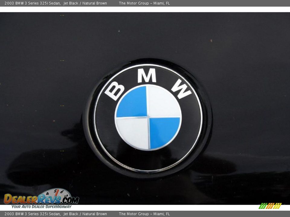 2003 BMW 3 Series 325i Sedan Jet Black / Natural Brown Photo #29