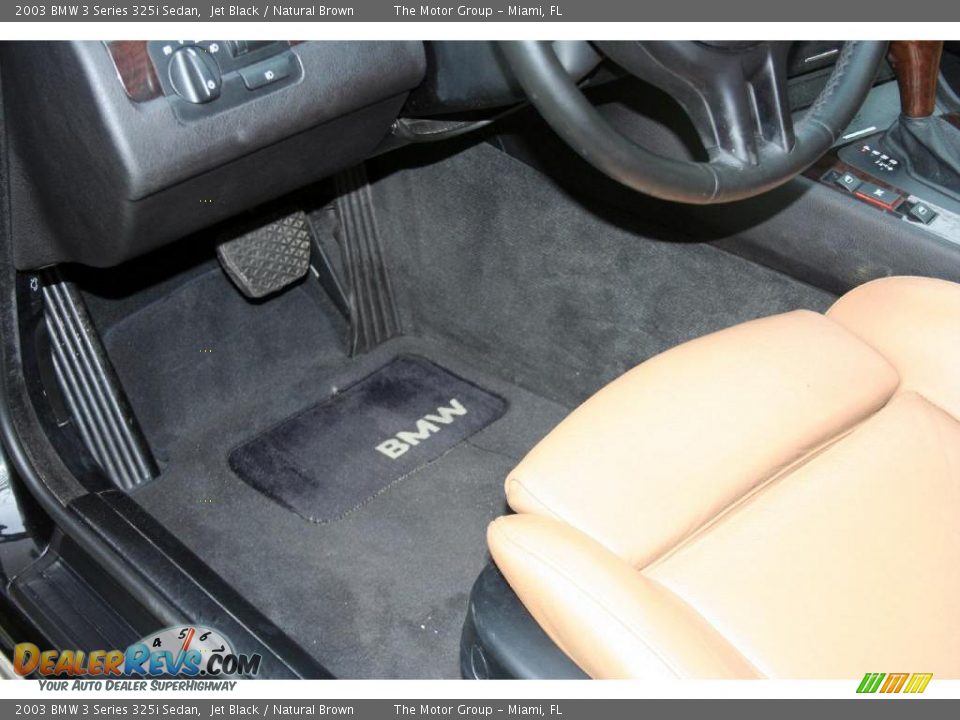 2003 BMW 3 Series 325i Sedan Jet Black / Natural Brown Photo #35