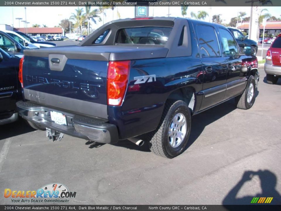 2004 Chevrolet Avalanche 1500 Z71 4x4 Dark Blue Metallic / Dark Charcoal Photo #2