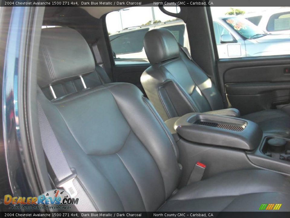 2004 Chevrolet Avalanche 1500 Z71 4x4 Dark Blue Metallic / Dark Charcoal Photo #4