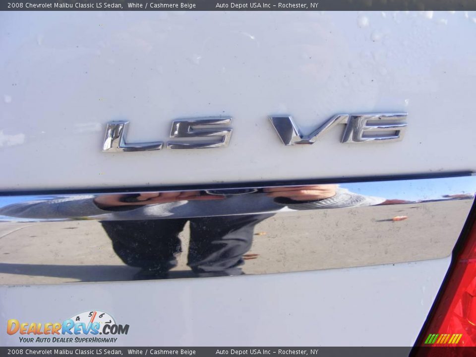 2008 Chevrolet Malibu Classic LS Sedan White / Cashmere Beige Photo #7