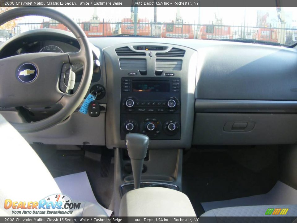 2008 Chevrolet Malibu Classic LS Sedan White / Cashmere Beige Photo #10