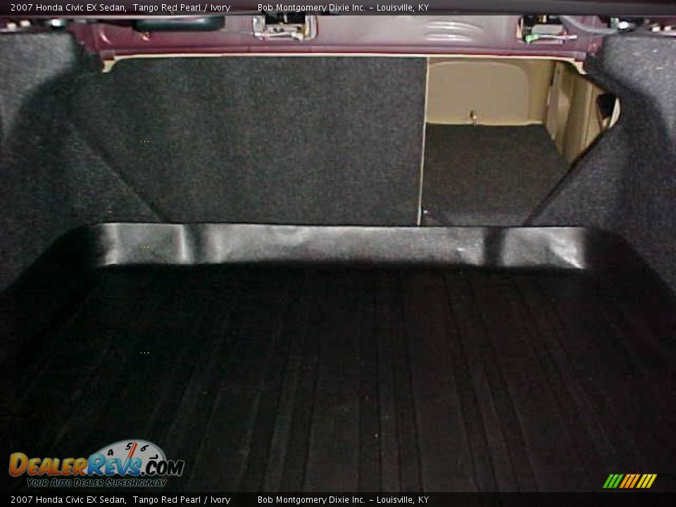 2007 Honda Civic EX Sedan Tango Red Pearl / Ivory Photo #25
