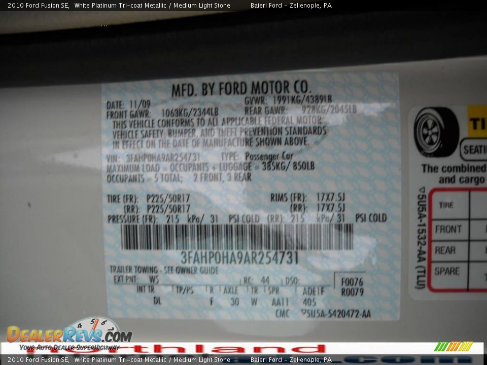 2010 Ford Fusion SE White Platinum Tri-coat Metallic / Medium Light Stone Photo #12