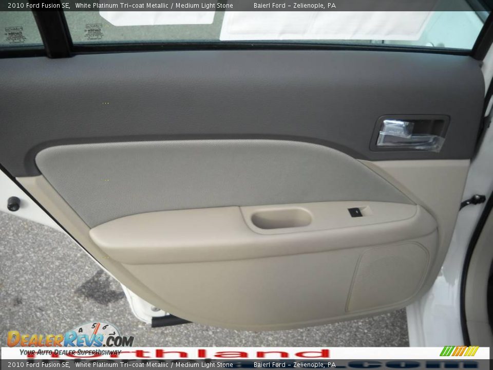 2010 Ford Fusion SE White Platinum Tri-coat Metallic / Medium Light Stone Photo #13