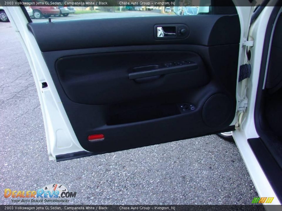 2003 Volkswagen Jetta GL Sedan Campanella White / Black Photo #14