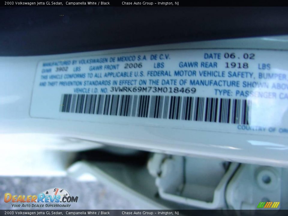 2003 Volkswagen Jetta GL Sedan Campanella White / Black Photo #31