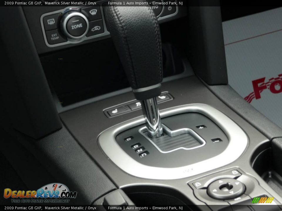 2009 Pontiac G8 GXP Shifter Photo #11