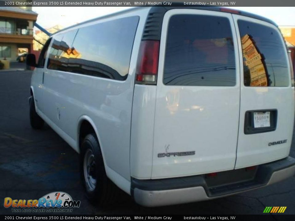 2001 Chevrolet Express 3500 LS Extended Heavy Duty Passenger Van White / Medium Gray Photo #3